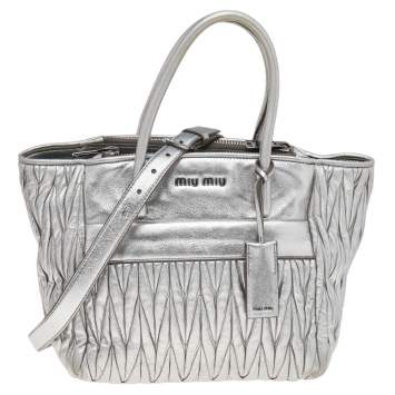 Pre Owned Miu Miu Silver Matelassé Leather Tote