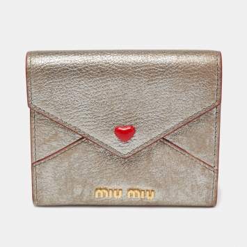 Pre Owned Miu Miu Silver Madras Leather Heart Compact Wallet