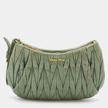 Pre Owned Miu Miu Green Matelassé Leather Wristlet Clutch