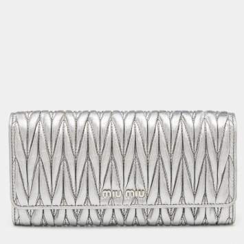 Pre Owned Miu Miu Silver Matelassé Leather Logo Flap Continental Wallet
