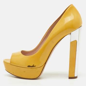 Pre Owned Miu Miu Yellow Patent Leather Peep Toe Platform Pumps Size 38