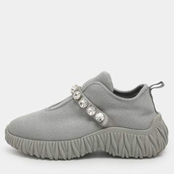 مملوكة مسبقًا Miu Miu Embellished Size 37 Grey Knit Fabric Slip On Sneakers