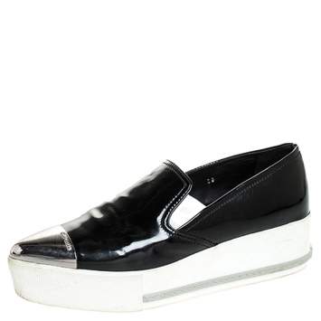 مملوكة مسبقًا Miu Miu Black Patent Leather Metal Cap Toe Platform Slip On Sneakers Size 39