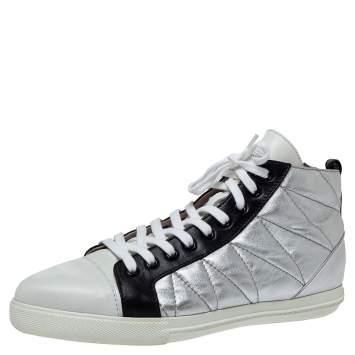 مملوكة مسبقًا Miu Miu Silver/Black Quilted Leather Lace Up Zipper Sneakers Size 39.5