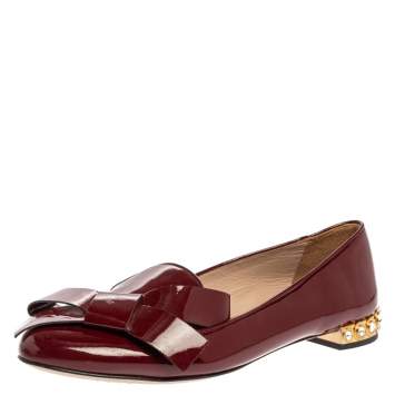 Pre Owned Miu Miu Burgundy Patent Leather Crystal Embellished Heel Bow Slip On Loafers Size 39