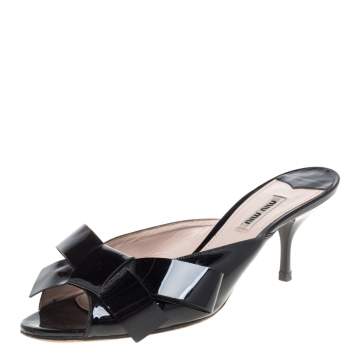 Pre Owned Miu Miu Black Patent Leather Bow Slide Sandals Size 40
