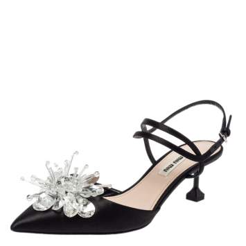 مملوكة مسبقًا Miu Miu Black Satin Embellisehd Slingback Sandals Size 37
