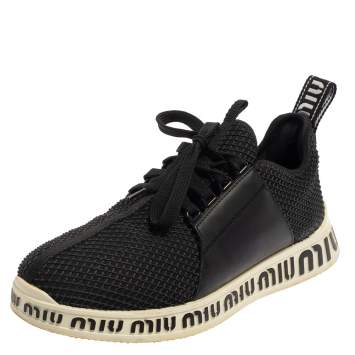 مملوكة مسبقًا Miu Miu Black Leather And Rubber Lace Up Sneakers Size 39.5