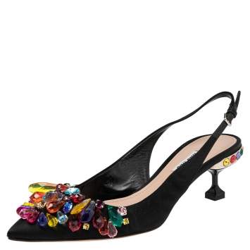 مملوكة مسبقًا Miu Miu Black Satin Crystal Embellished Slingback Pumps Size 39