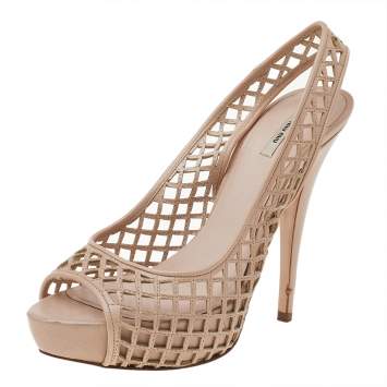مملوكة مسبقًا Miu Miu Beige Laser Cut Leather Platform Slingback Sandals Size 38