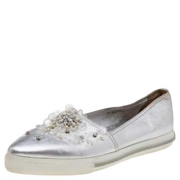 Pre Owned Miu Miu Metallic Silver Leather Embellished Pointed Toe Slip On Sneakers Size 40
