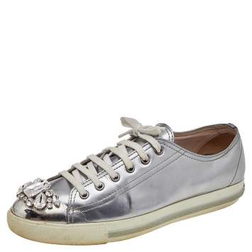 Pre Owned Miu Miu Silver Patent Leather Crystal Embellished Low Top Sneakers Size 40