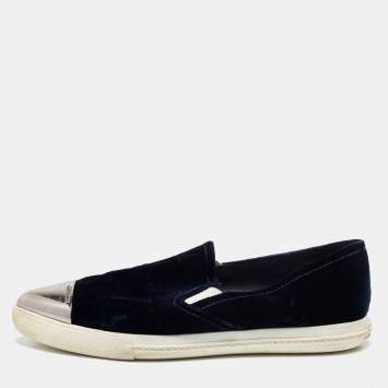Pre Owned Miu Miu Navy Blue Suede Silver Metal Cap Toe Logo Sneakers Size 39