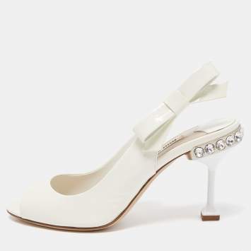 Pre Owned Miu Miu Cream Patent Leather Slingback Sandals Size 36.5