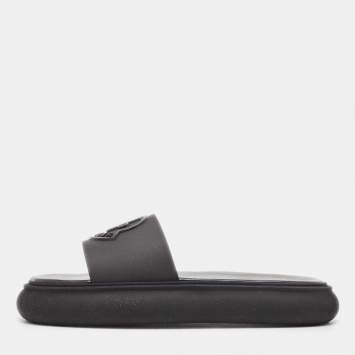 Pre Owned Moncler Black Rubber Slyder Flat Slides Size 39
