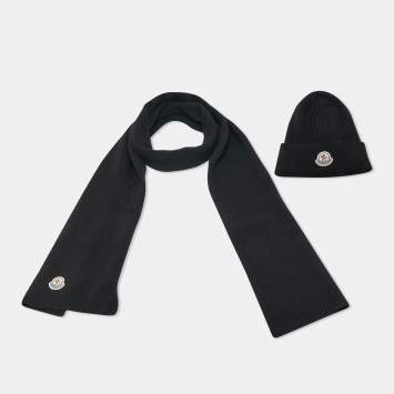 Pre Owned Moncler Black Logo Patch Wool Beanie and Scarf