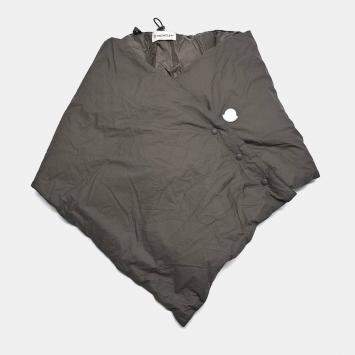 Pre Owned Moncler X HYKE Khaki padded muffler