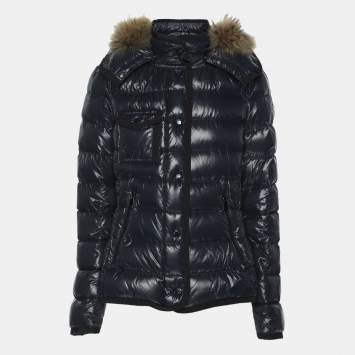 ダウンジャケット・コート MONCLER FW25 Moncler Coats Black (K20931A00092 597YF999) 楽天市場】モンクレール ダウンジャケット レディース HIRMAFUR