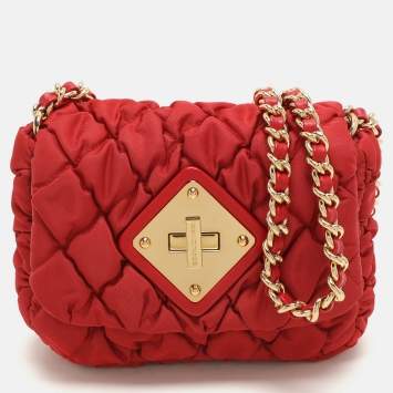 Pre Owned Moschino Red Quilted Nylon Crossbody Bag