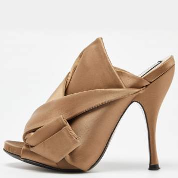 Pre Owned  N°21 Beige Satin Raso Knot Mule Sandals Size 37