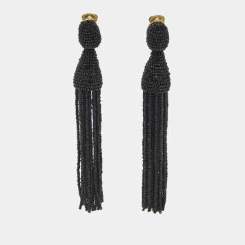 Pre Owned Oscar de la Renta  Black Beaded Short Tassel Clip On Earrings