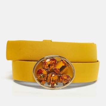 مملوكة مسبقًا Oscar de la Renta Yellow Satin Crystal Buckle Belt M