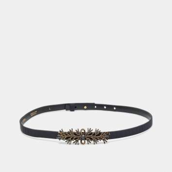 مملوكة مسبقًا Oscar de la Renta Dark Blue Satin Crystal Embellished Bow Slim Belt L