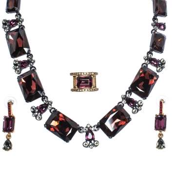 Pre Owned Oscar de la Renta Crystal Studded Ring Earrings & Necklace Set