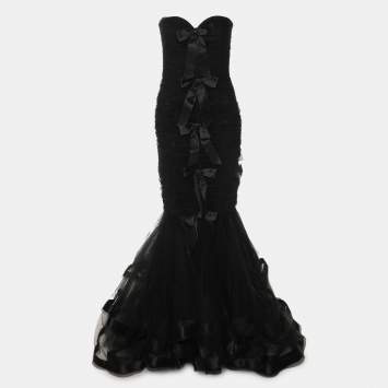 Pre Owned Oscar de la Renta Black Tulle Strapless Gown M