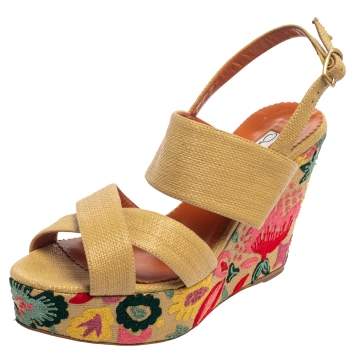 Pre Owned Oscar de la Renta Beige Fabric Wedge Sandals Size 38