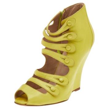Pre Owned Oscar de la Renta Yellow Leather Caged Ankle Length Wedge Sandals Size 39
