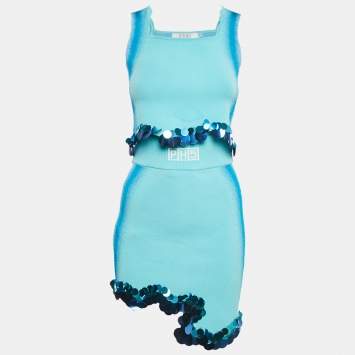 مملوكة مسبقًا ```json
{"name": "PH5 Blue Knit Sequin Detail Crop Top and Skirt S", "name_ar": "PH5 توب وتنورة زرقاء محبوكة بتفاصيل ترتر صغير"}
```