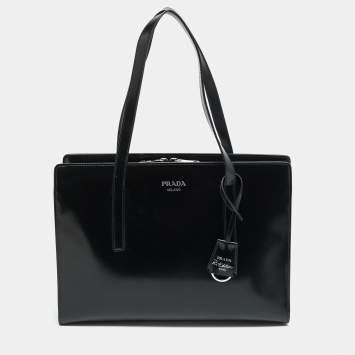 Pre Owned Prada Re Edition 1995 Black Glossy Leather Tote