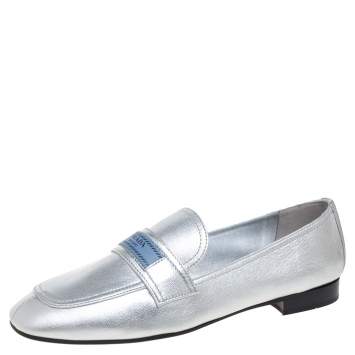 Pre Owned Prada Metallic Silver Leather Logo-Accented Loafers Size 40