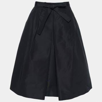 مملوكة مسبقًا Prada Black Taffeta Silk Pleated Midi Skirt M