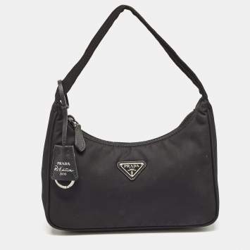 Pre Owned Prada Black Nylon Re-Edition 2000 Bag