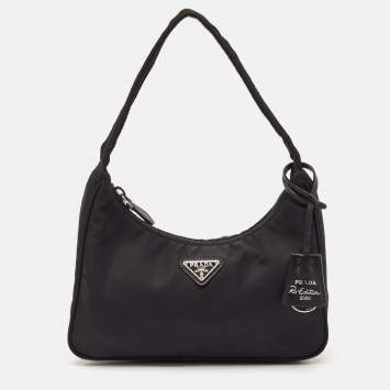 Pre Owned Prada Black Nylon Re-Edition 2000 Shoulder Bag