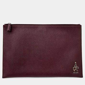 مملوكة مسبقًا Prada Burgundy Leather Saffiano Clutch