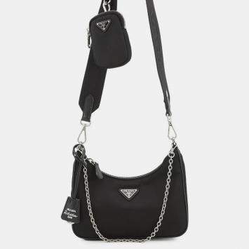 مملوكة مسبقًا حقيبة كتف برادا 2005 رينيون نايلون سوداء جلدية