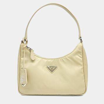 مملوكة مسبقًا Prada Beige Nylon Re-Nylon Hobo Bag