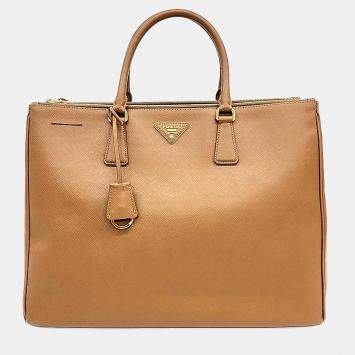 مملوكة مسبقًا Prada Brown Leather Saffiano Luxe Tote Bag