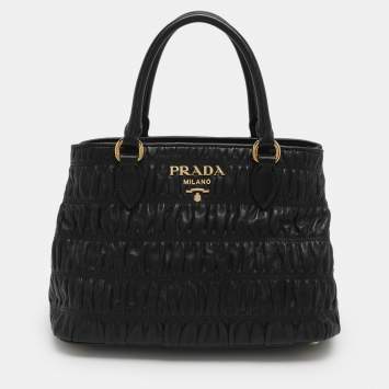 مملوكة مسبقًا Prada Black Nappa Gaufre Leather Tote
