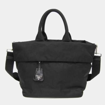 مملوكة مسبقًا حقيبة كتف برادا \"تيسوتو\" قابلة للعكس نايلون سوداء