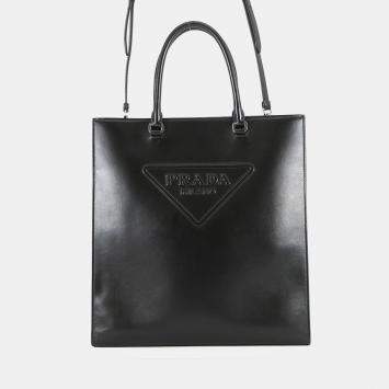 مملوكة مسبقًا Prada Triangle Logo Tote Bag Black Leather