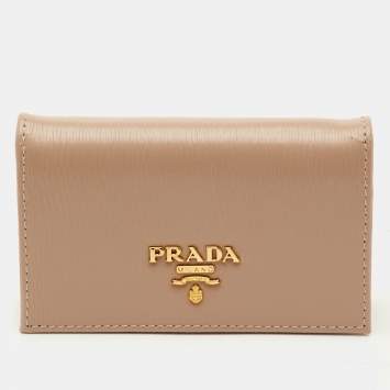 مملوكة مسبقًا Prada Beige Saffiano Metal Leather Card Holder