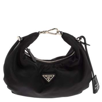 Pre Owned Prada Black Nylon Re-Edition 2006 Hobo