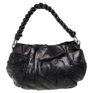 مملوكة مسبقًا Prada Black Patent Leather Braided Handle Hobo
