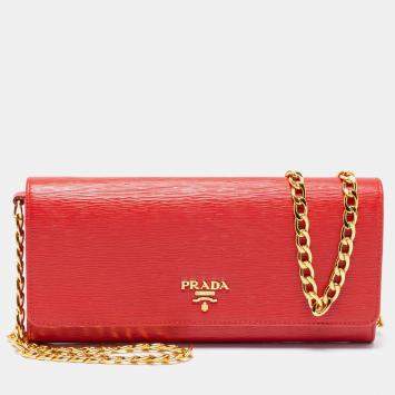 Pre Owned Prada Red Vitello Move Leather Wallet on Chain