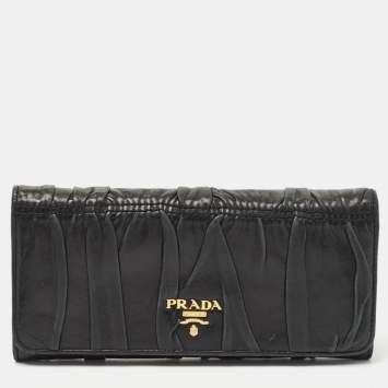 Pre Owned Prada Black Gaufre Leather Continental Wallet