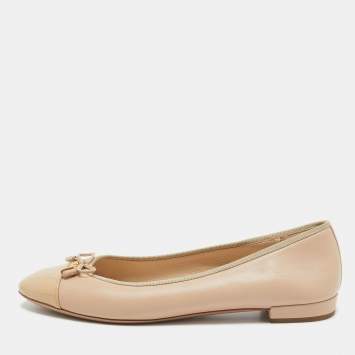Pre Owned Prada Beige Leather and Patent Cap Toe Bow Ballet Flats Size 38.5